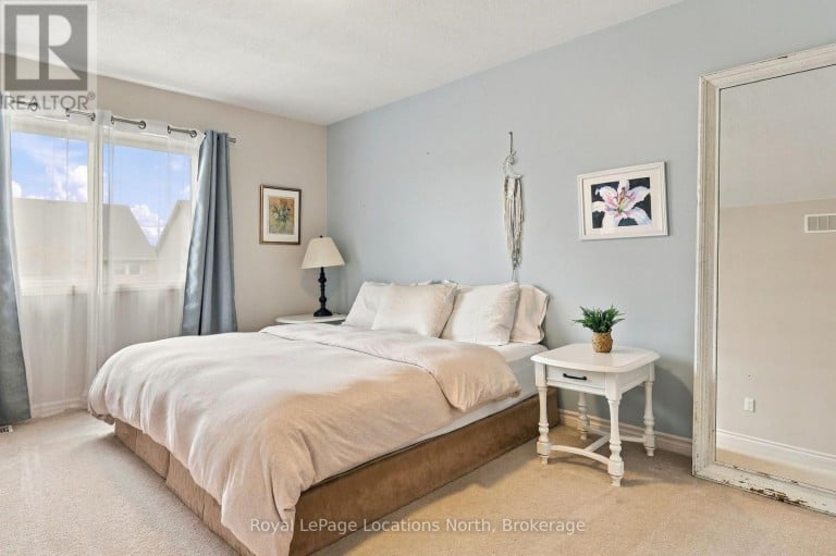 15 KAYLA CRESCENT, Collingwood, Ontario, L9Y5K9