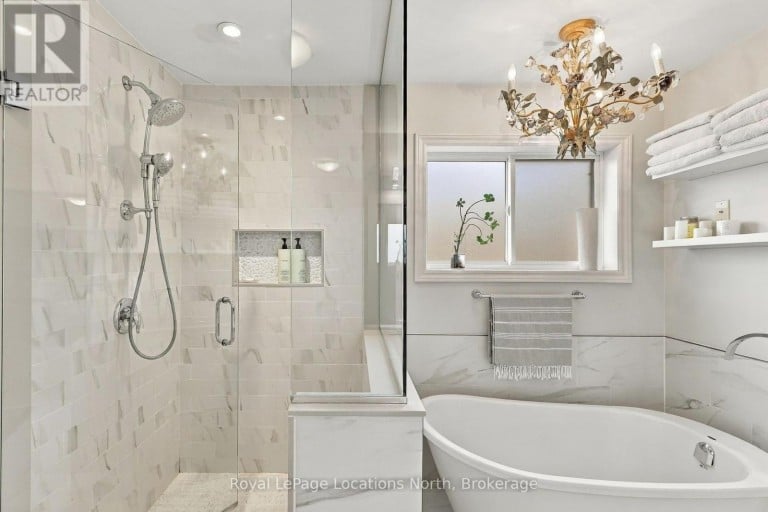15 KAYLA CRESCENT, Collingwood, Ontario, L9Y5K9