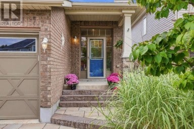 15 KAYLA CRESCENT Collingwood Ontario photo 3