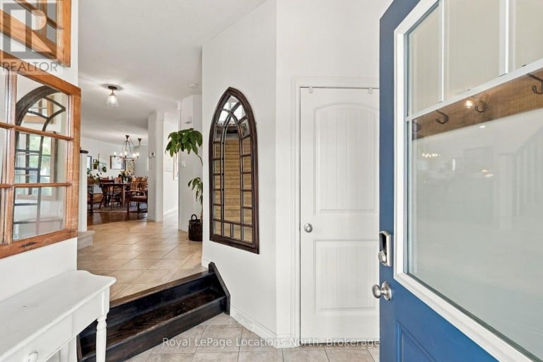 15 KAYLA CRESCENT, Collingwood, Ontario, L9Y5K9