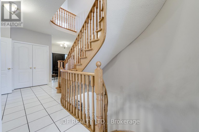 164 GOLDEN GATE CIRCLE, Vaughan (Sonoma Heights), Ontario, L4H1N6