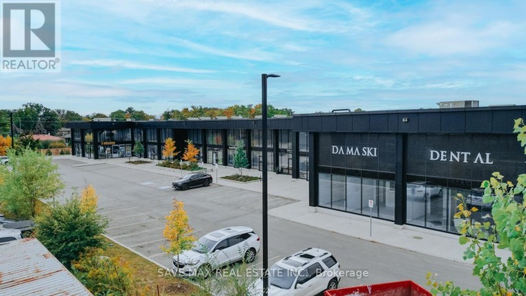 16 - 530 SPEERS ROAD, Oakville (QE Queen Elizabeth), Ontario, L6K2G3