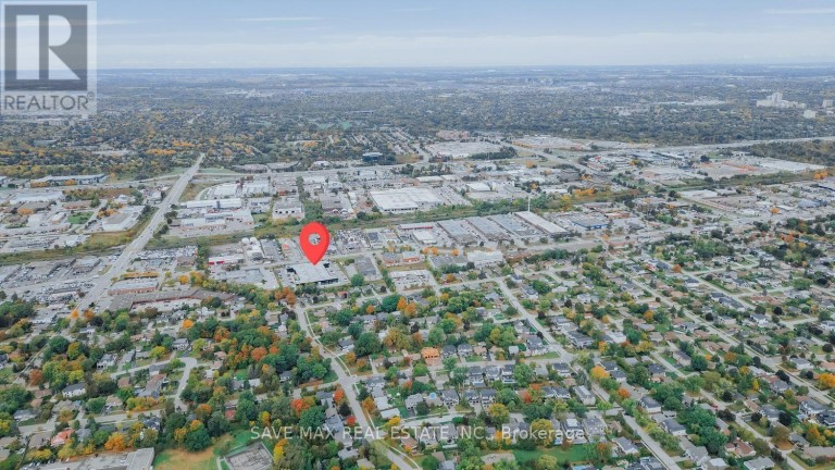 16 - 530 SPEERS ROAD, Oakville (QE Queen Elizabeth), Ontario, L6K2G3