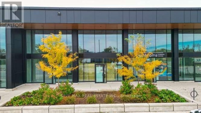 16 - 530 SPEERS ROAD, Oakville (QE Queen Elizabeth), Ontario, L6K2G3