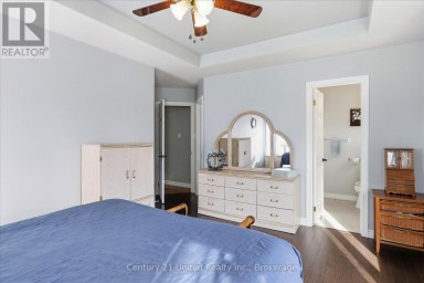 2318 SUMAC STREET Peterborough (Monaghan Ward 2) Ontario photo 15