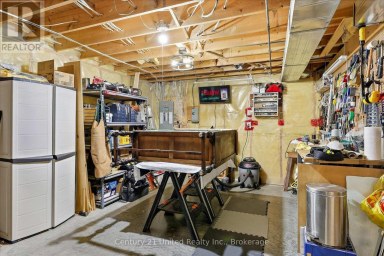 2318 SUMAC STREET Peterborough (Monaghan Ward 2) Ontario photo 31