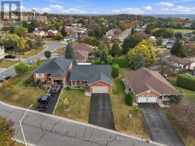 2318 SUMAC STREET, Peterborough (Monaghan Ward 2), Ontario, K9K2J9