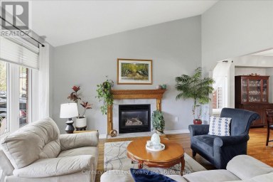 2318 SUMAC STREET Peterborough (Monaghan Ward 2) Ontario photo 4