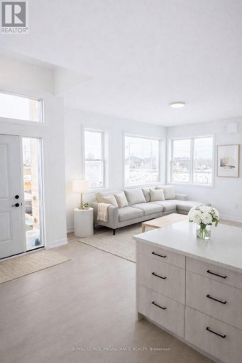 207 - 515 (BLK 59) JOSEPH GALE STREET, Cobourg, Ontario, K9A1K8