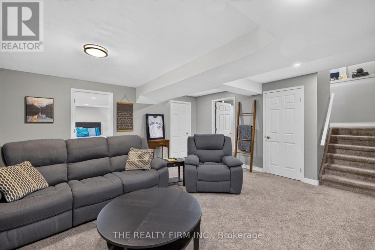 6 OAKDALE PLACE, Ingersoll (Ingersoll - South), Ontario, N5C4E4