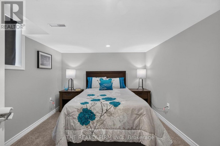 6 OAKDALE PLACE, Ingersoll (Ingersoll - South), Ontario, N5C4E4