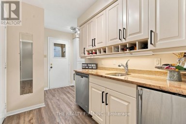 11 SOMERSET CRESCENT London South (South K) Ontario photo 13