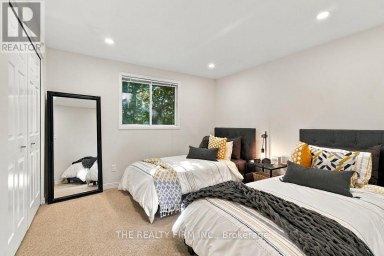 11 SOMERSET CRESCENT London South (South K) Ontario photo 20