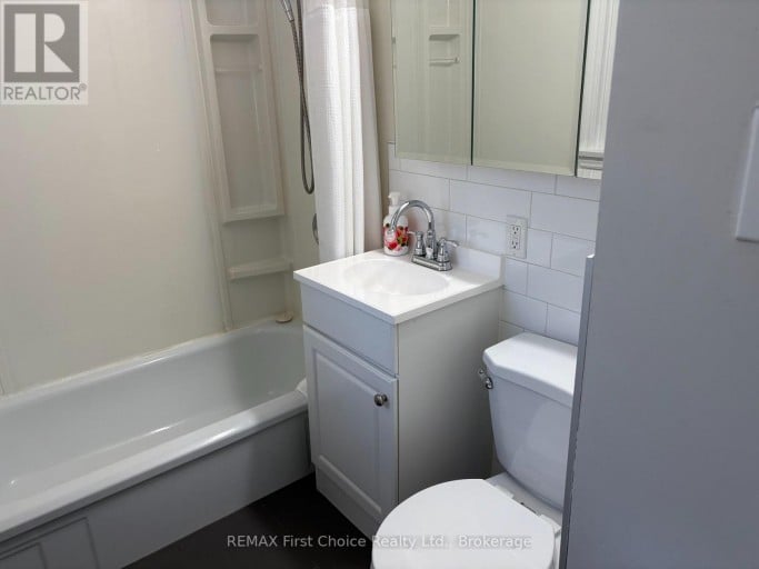275 CHRISTINA STREET W, Thunder Bay (Westfort), Ontario, P7E4P5