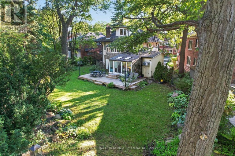 91 BRAEMORE GARDENS, Toronto (Wychwood), Ontario, M6G2C7