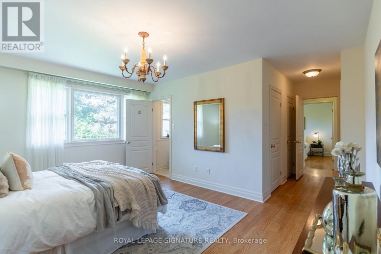 38 DANVILLE DRIVE, Toronto (St. Andrew-Windfields), Ontario, M2P1J1