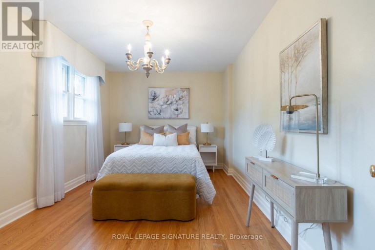 38 DANVILLE DRIVE, Toronto (St. Andrew-Windfields), Ontario, M2P1J1