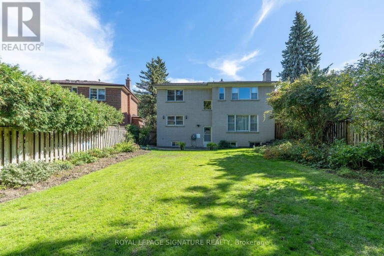 38 DANVILLE DRIVE, Toronto (St. Andrew-Windfields), Ontario, M2P1J1