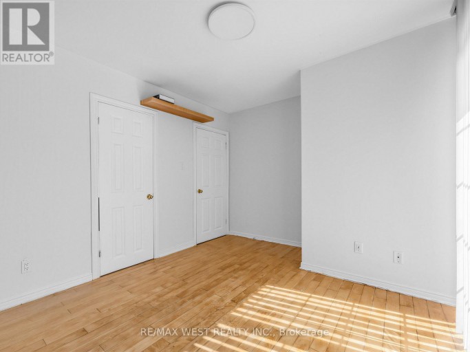 578 BELLAMY ROAD N, Toronto (Woburn), Ontario, M1H1G4