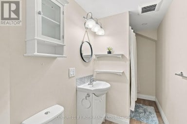 96 PENVILL TRAIL Barrie (Ardagh) Ontario photo 32
