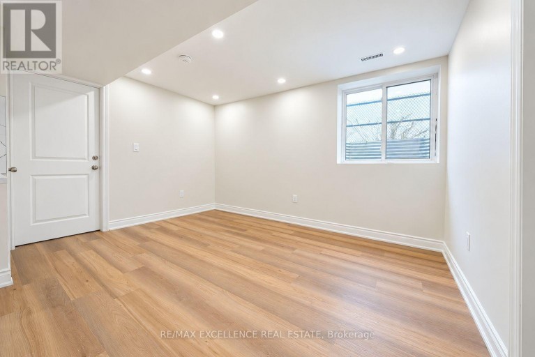 39 ALLNESS ROAD, Brampton (Fletcher's Meadow), Ontario, L7A3N7