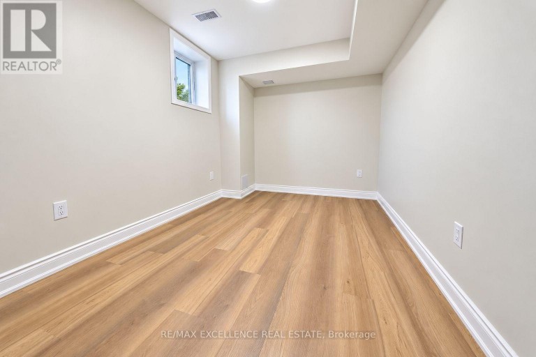 39 ALLNESS ROAD, Brampton (Fletcher's Meadow), Ontario, L7A3N7