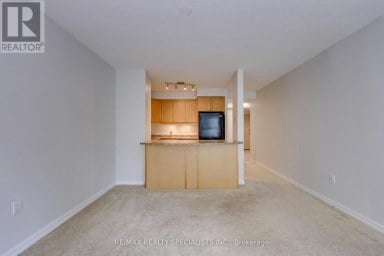 212 - 2155 BURNHAMTHORPE ROAD W Mississauga (Erin Mills) Ontario photo 14