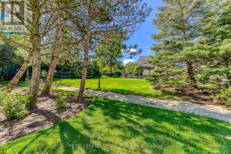 212 - 2155 BURNHAMTHORPE ROAD W, Mississauga (Erin Mills), Ontario, L5L5P4