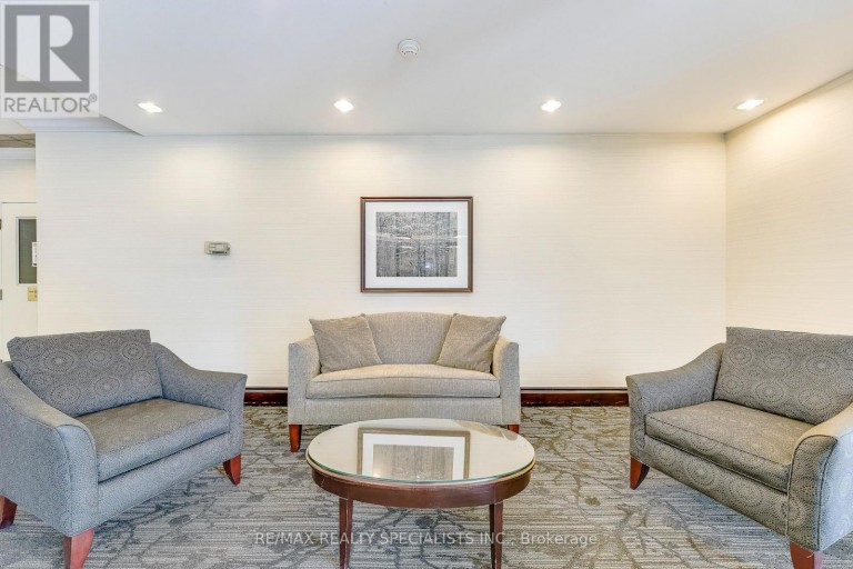 212 - 2155 BURNHAMTHORPE ROAD W, Mississauga (Erin Mills), Ontario, L5L5P4