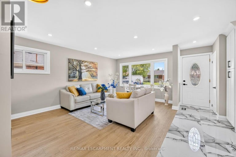 150 HOWARD AVENUE, Hamilton (Balfour), Ontario, L9A2W8