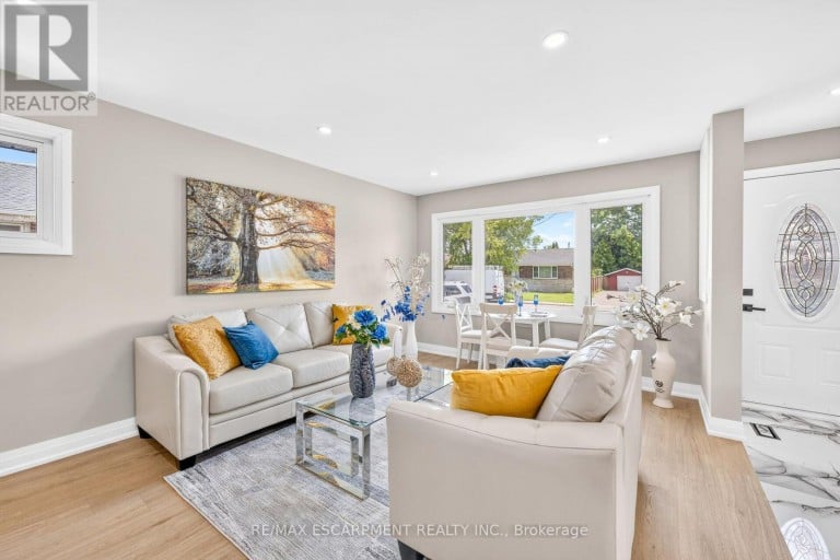 150 HOWARD AVENUE, Hamilton (Balfour), Ontario, L9A2W8