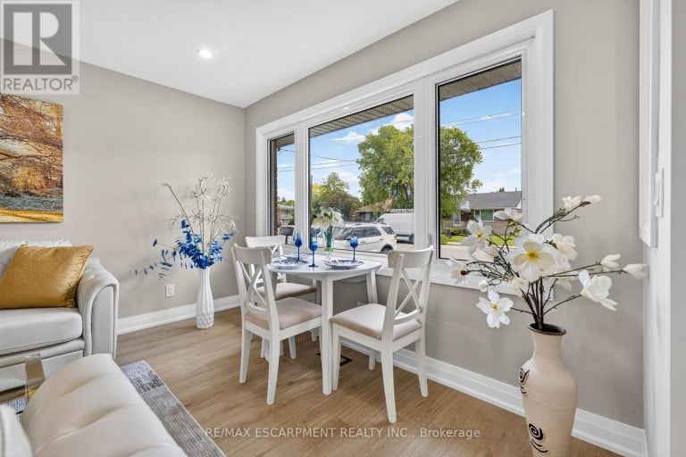 150 HOWARD AVENUE, Hamilton (Balfour), Ontario, L9A2W8