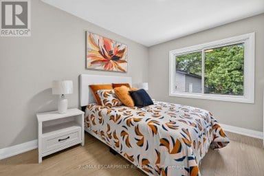 150 HOWARD AVENUE Hamilton (Balfour) Ontario photo 20