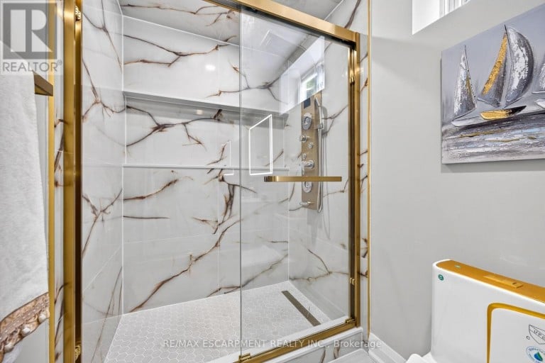150 HOWARD AVENUE, Hamilton (Balfour), Ontario, L9A2W8