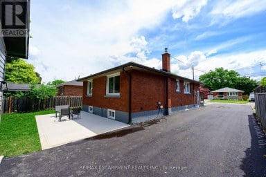 150 HOWARD AVENUE Hamilton (Balfour) Ontario photo 43