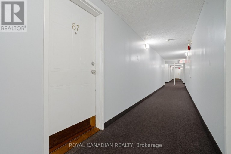 87 - 1096 JALNA BOULEVARD, London South (South X), Ontario, N6E3B8