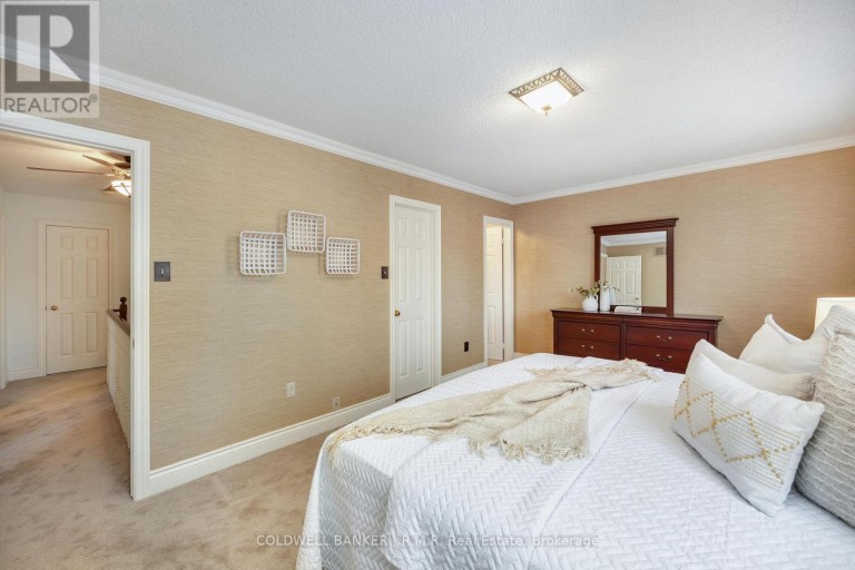 1090 THIMBLEBERRY CIRCLE, Oshawa (Eastdale), Ontario, L1K2H2