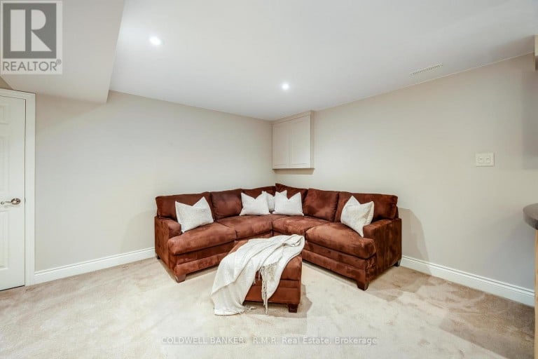 1090 THIMBLEBERRY CIRCLE, Oshawa (Eastdale), Ontario, L1K2H2