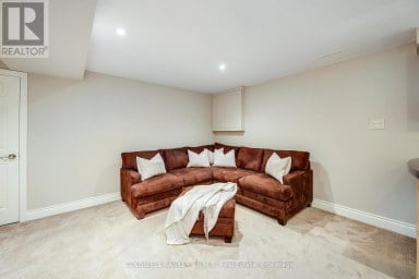 1090 THIMBLEBERRY CIRCLE Oshawa (Eastdale) Ontario photo 40