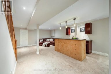 1090 THIMBLEBERRY CIRCLE Oshawa (Eastdale) Ontario photo 42
