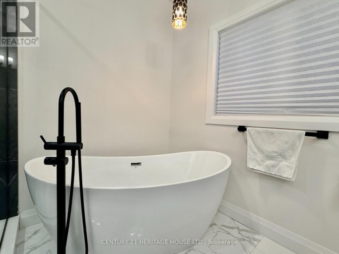 4099 SUGARMAPLE CROSSING, London South (South V), Ontario, N6P0H6