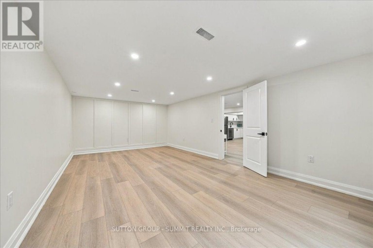 184 TORRESDALE AVENUE, Toronto (Westminster-Branson), Ontario, M2R3E4