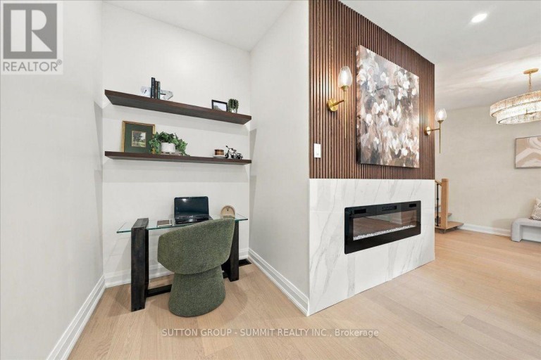 184 TORRESDALE AVENUE, Toronto (Westminster-Branson), Ontario, M2R3E4