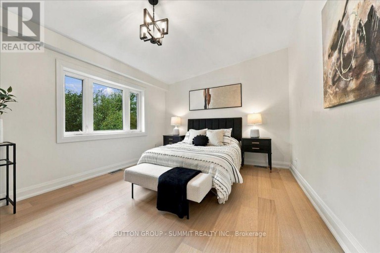 184 TORRESDALE AVENUE, Toronto (Westminster-Branson), Ontario, M2R3E4