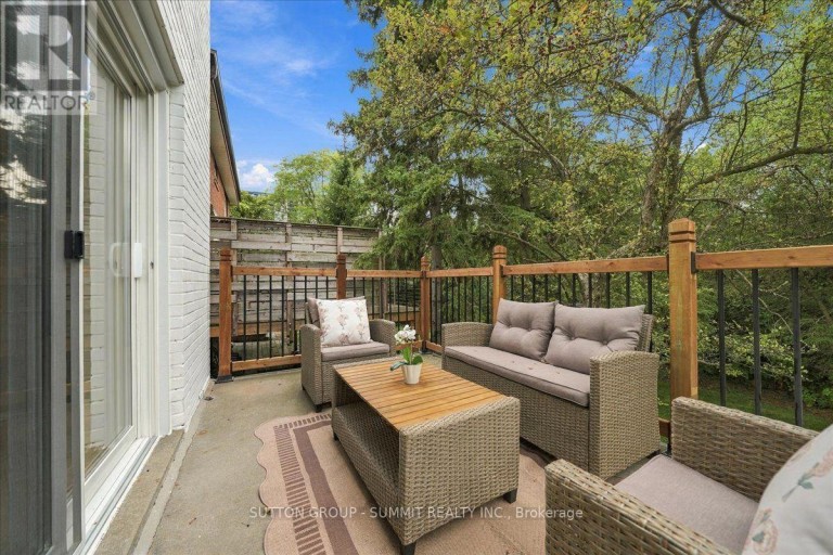 184 TORRESDALE AVENUE, Toronto (Westminster-Branson), Ontario, M2R3E4