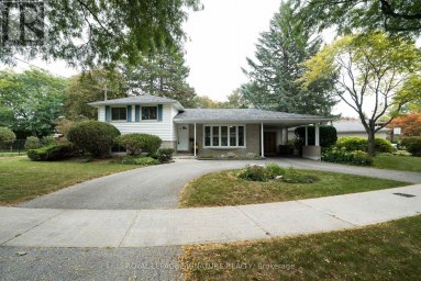 11 BELLBURY CRESCENT Toronto (Don Valley Village) Ontario photo 1