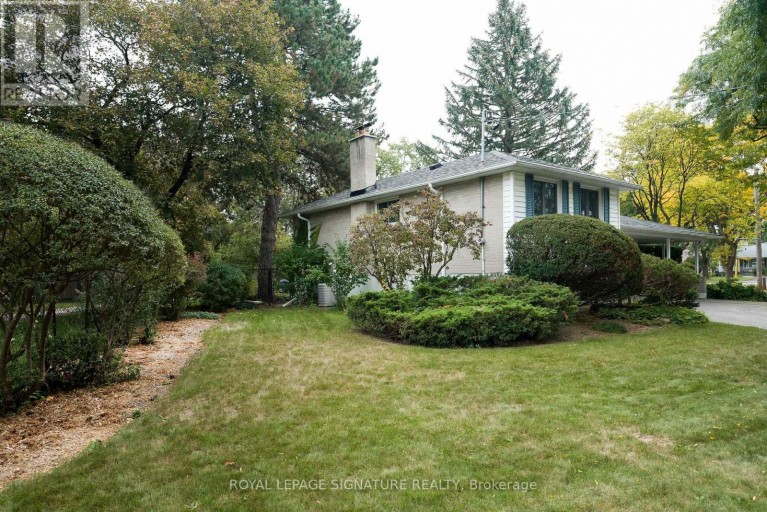 11 BELLBURY CRESCENT, Toronto (Don Valley Village), Ontario, M2J2J6