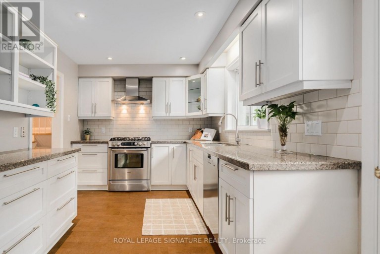 11 BELLBURY CRESCENT, Toronto (Don Valley Village), Ontario, M2J2J6