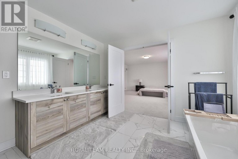 1361 BLACKMORE STREET, Innisfil (Alcona), Ontario, L9S0P3