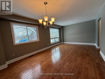 39 APRIL GARDENS Aurora (Aurora Heights) Ontario photo 10
